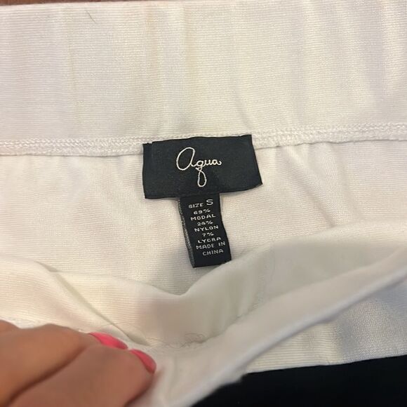 Black and White Cotton Skirt BRAND NEW Never Worn Size Small Aqua Stretch - Picture 2 of 3